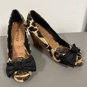 Dress wedges